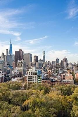 210 E Broadway in New York, NY - Foto de edificio