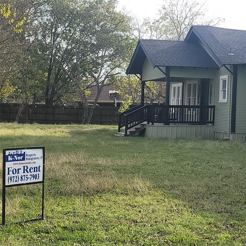 410 SW 3rd St in Kerens, TX - Building Photo - Building Photo