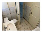 11700 Glenoaks Blvd, Unit 14 in San Fernando, CA - Building Photo - Building Photo
