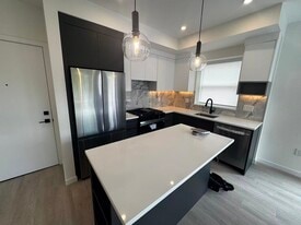 6220 Gooseberry Dr in Surrey, BC - Building Photo