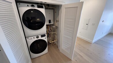 52 Leo M Birmingham Pkwy in Boston, MA - Building Photo - Building Photo