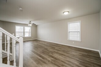 9568 W Quarter Moon Dr in Pendleton, IN - Building Photo - Building Photo