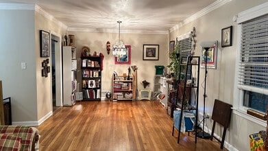 3703 Hill Acres Rd SW in Atlanta, GA - Building Photo - Building Photo