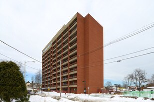 Tobin Towers in Quincy, MA - Building Photo