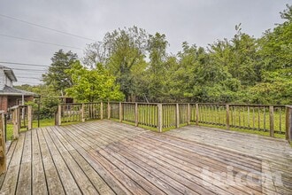 2012 Royal Garden Dr in Baltimore, MD - Building Photo - Building Photo