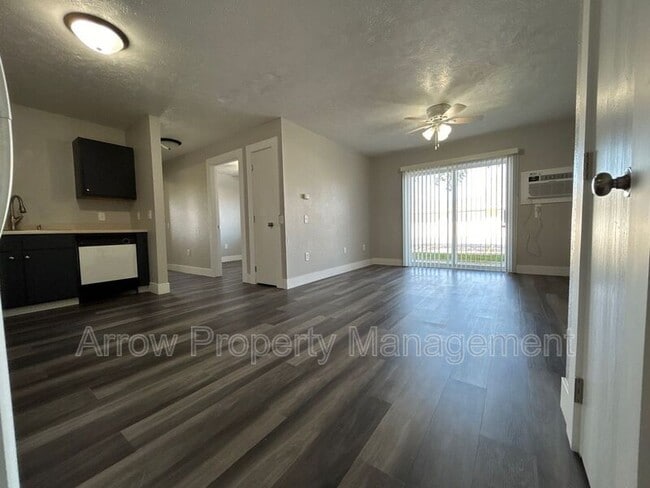 property at 940 27th St