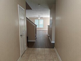 7915 Moss Springs Ct in Cypress, TX - Building Photo