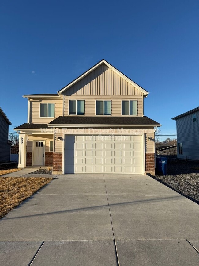 property at 235 W 690 N