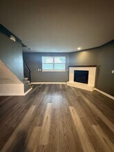 208 NE Cedar Ct in Blue Springs, MO - Building Photo - Building Photo