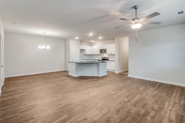 640 Blackland dr in Venus, TX - Building Photo - Building Photo