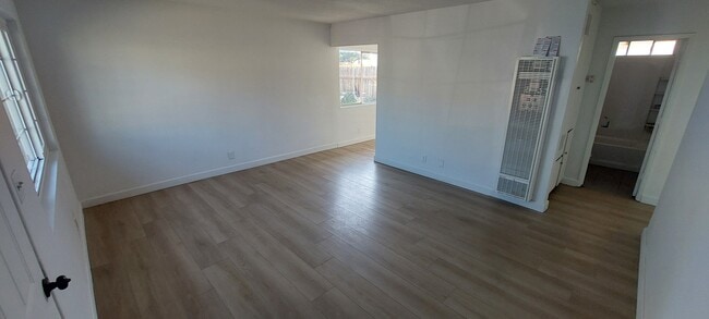 230 S Azusa Ave in Azusa, CA - Building Photo - Building Photo