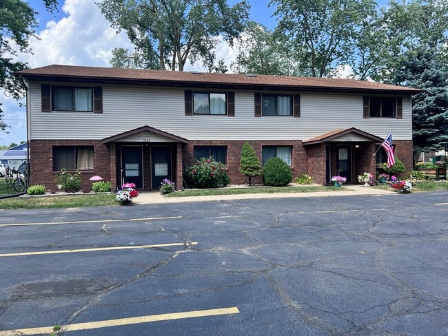 property at 2569 Parkview St