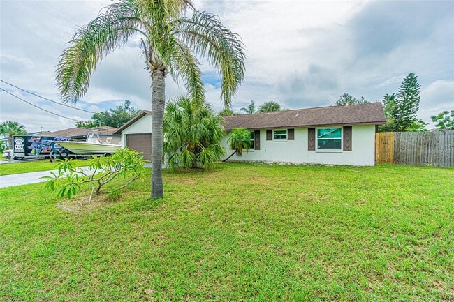 6321 Spanish Main Dr in Apollo Beach, FL - Building Photo - Building Photo