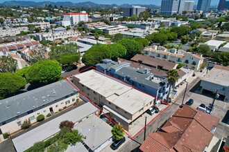 2914 Arizona Ave in Santa Monica, CA - Building Photo - Building Photo