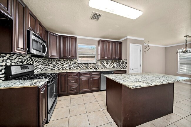 property at 3822 Clobourne Crossing Ln