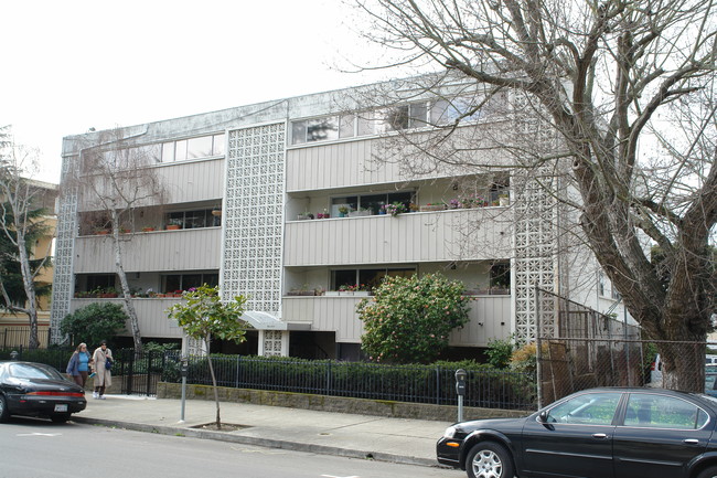 1440 Walnut St in Berkeley, CA - Building Photo - Building Photo