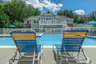 The Bend at 4800 Apartment Homes in Richmond, VA - Building Photo - Building Photo