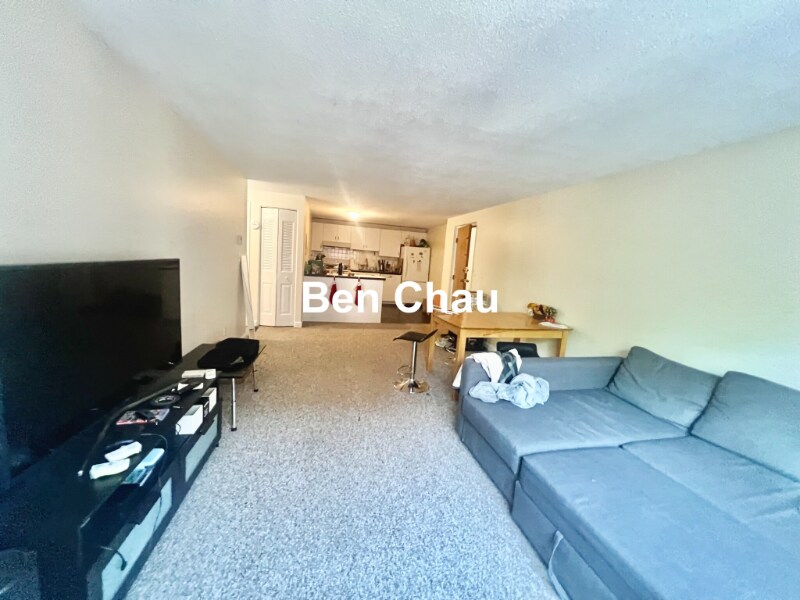 94 Beacon St in Somerville, MA - Building Photo
