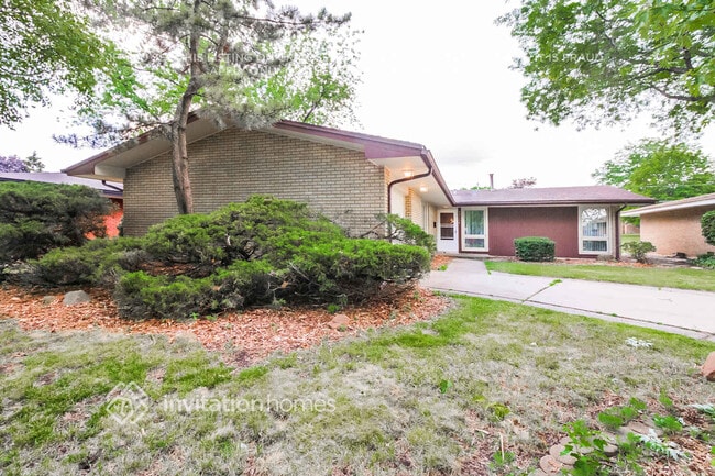 5525 Ann Marie Ln in Oak Forest, IL - Building Photo - Building Photo