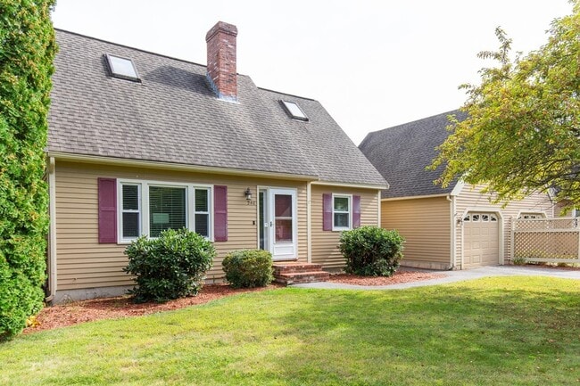 246 Winding Pond Rd in Londonderry, NH - Building Photo - Building Photo