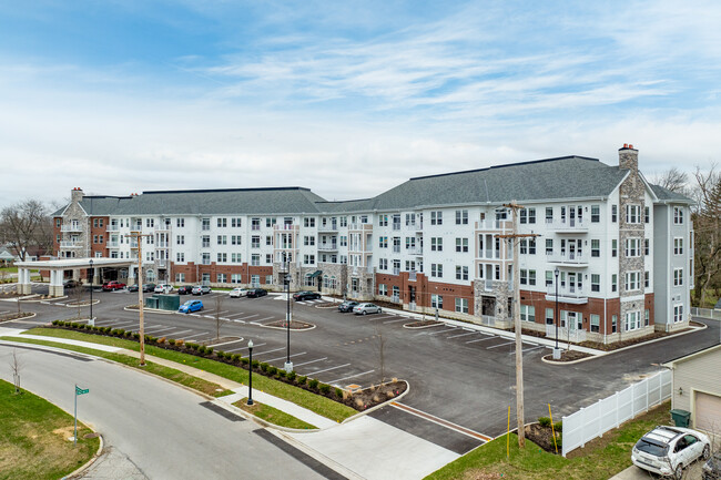 Brookwood Point in Columbus, OH - Foto de edificio - Building Photo