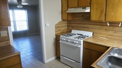 912-912 Williamson Dr in Killeen, TX - Foto de edificio - Building Photo