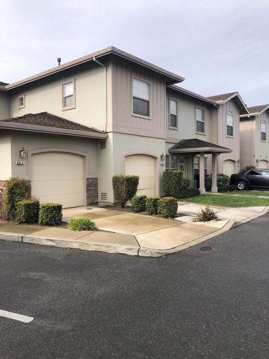 422 9th St in Greenfield, CA - Foto de edificio