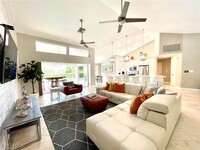 121 Lambton Ln in Naples, FL - Building Photo - Building Photo