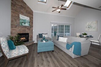 28 Neal Path in Brookhaven, NY - Building Photo - Building Photo