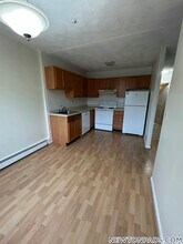 175 Adams St in Newton, MA - Building Photo - Building Photo