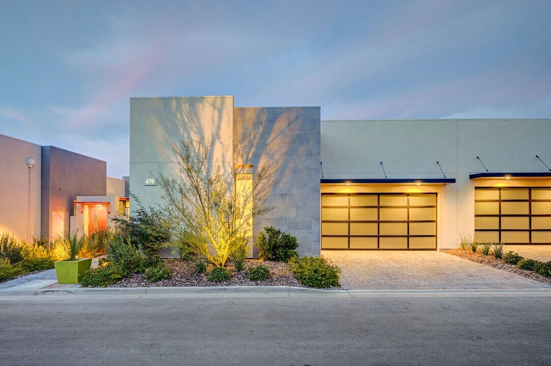 678 Falcon Summit Ct in Henderson, NV - Building Photo
