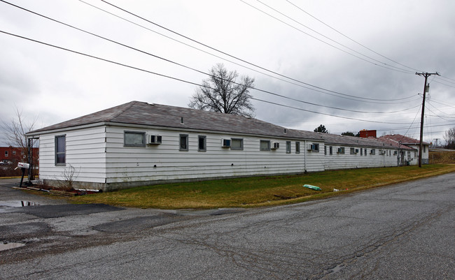 796 Expressview Dr in Mansfield, OH - Building Photo - Building Photo