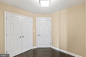 100 Harborview Dr in Baltimore, MD - Building Photo - Building Photo