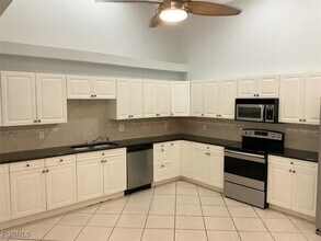 3216 SW 7th Pl in Cape Coral, FL - Building Photo - Building Photo