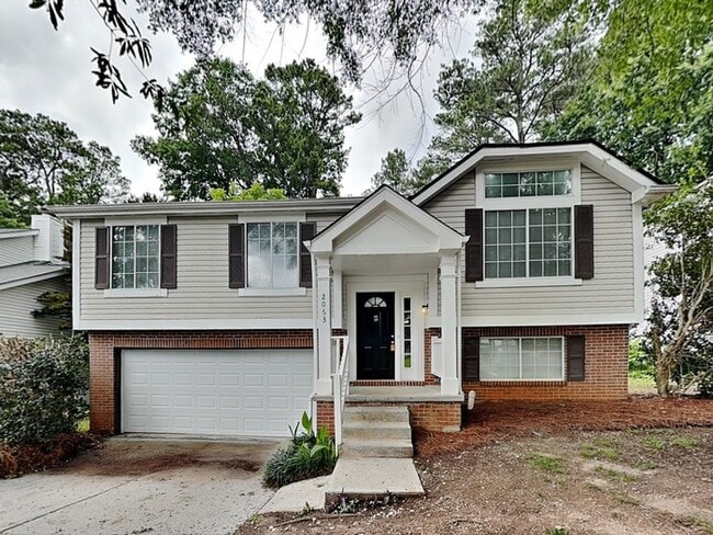 2063 Raintree Pl