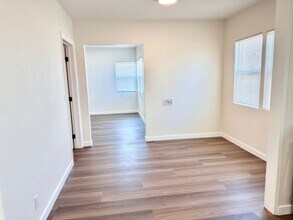 214 N Vernon Ave in Azusa, CA - Building Photo - Building Photo