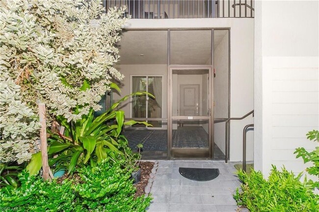 5427 Double Eagle Cir, Unit 2815 in Ave Maria, FL - Foto de edificio - Building Photo