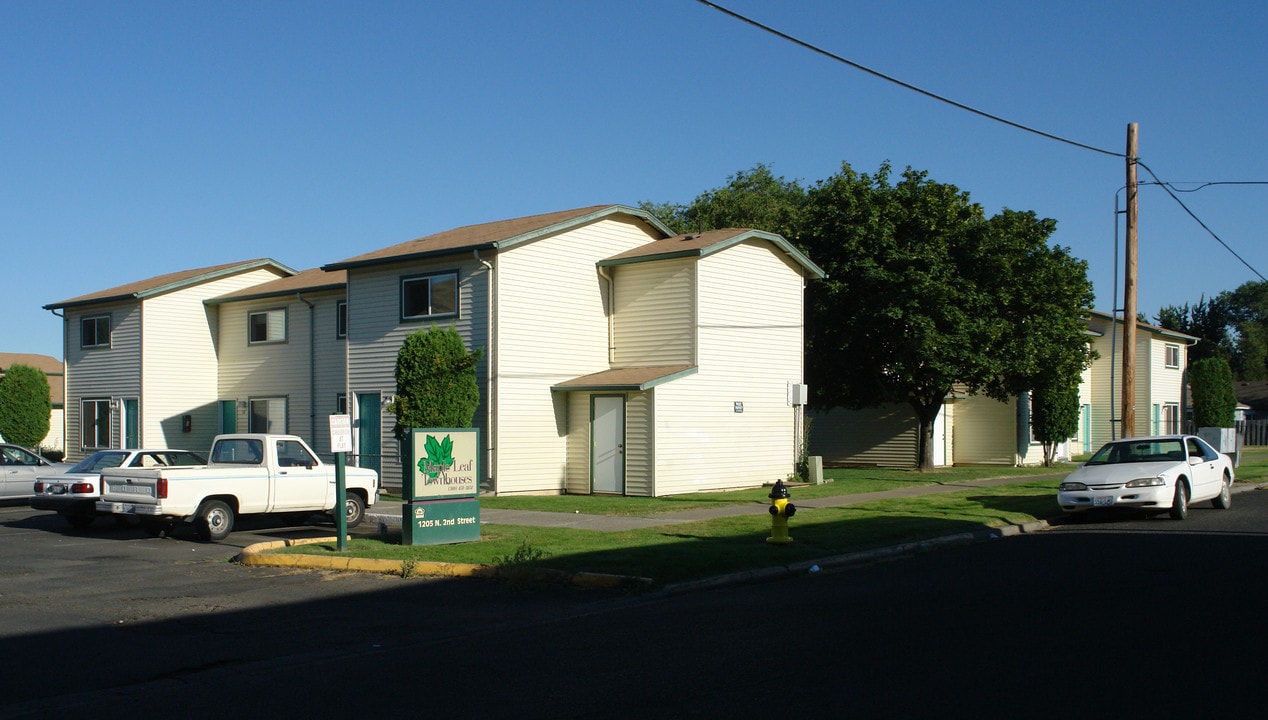 Maple Leaf Townhouses in Yakima, WA - Foto de edificio
