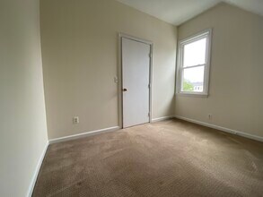 57 Homestead Ave, Unit 57 in Bridgeport, CT - Building Photo - Building Photo