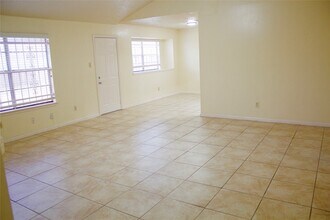 16326 Quail Pl Dr in Missouri City, TX - Building Photo - Building Photo