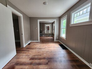 17 Riverview Pl in Rochester, NY - Building Photo - Building Photo