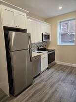 289 Day Ave, Unit A2 in Fairview, NJ - Building Photo