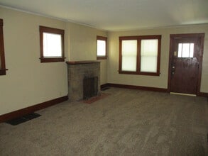 3710 S Hanna St in Fort Wayne, IN - Building Photo - Building Photo