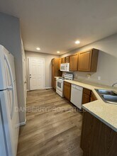 216 Madison Ave in Findlay, OH - Building Photo - Building Photo