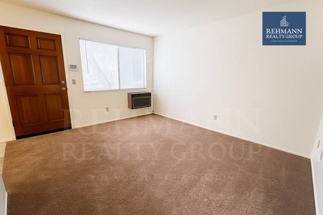property at 4177 Iowa St