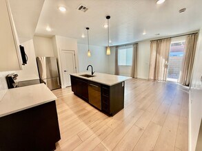3966 Razor Dr in Washington, UT - Building Photo - Building Photo