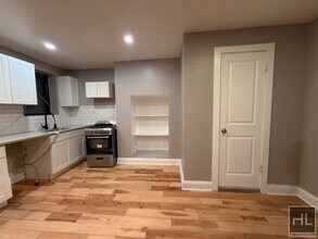 HALSEY STREET, Unit 1R in Brooklyn, NY - Foto de edificio - Building Photo