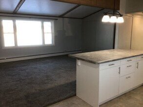1402 Nakomis Ave, Unit 1402 in La crosse, WI - Foto de edificio - Building Photo