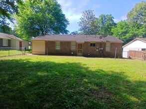 572 Jenson Rd in Memphis, TN - Building Photo - Building Photo