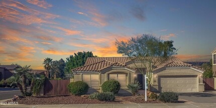 5432 W Muriel Dr in Glendale, AZ - Foto de edificio - Building Photo